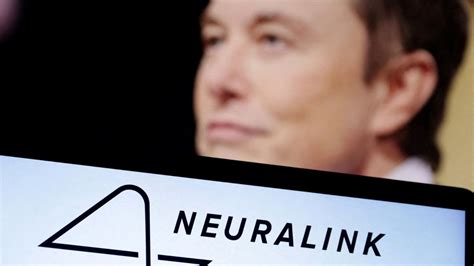 Elon Musk''ın beyin çipi bilgisayar korsanlarının hedefinde olabilir
